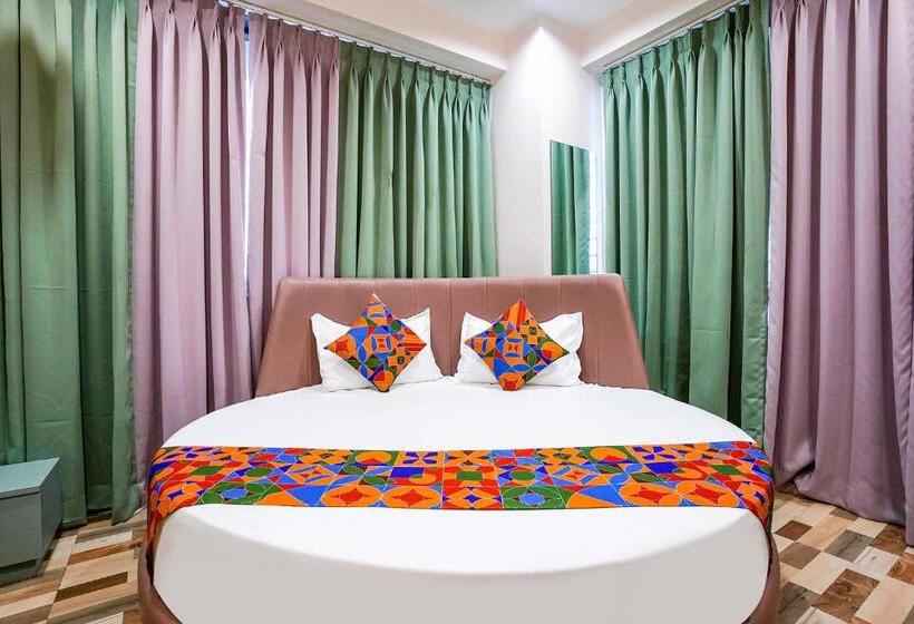 Fabhotel Luxurious Inn Nr Galaxy Circle