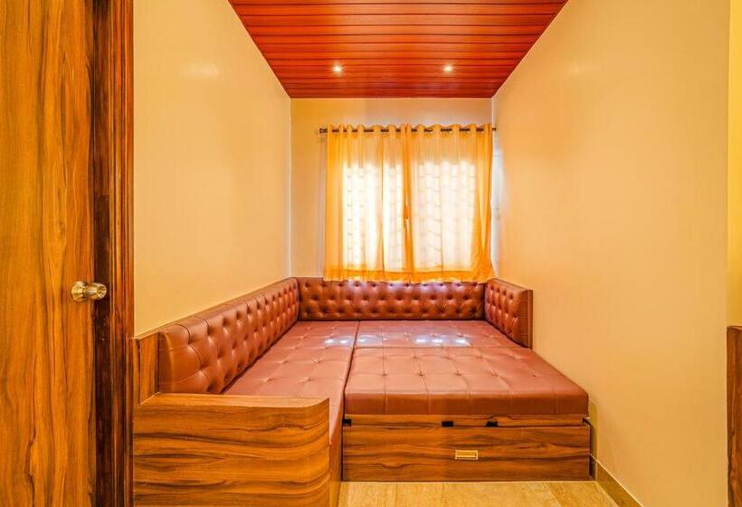 Fabhotel Prime The Venue By Seasons Suites