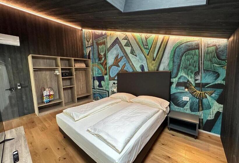 Garda Sporting Family Cottage