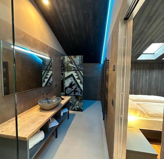 Garda Sporting Family Cottage