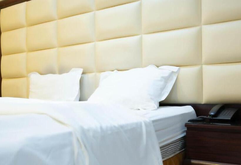 فندق رؤى للشقق المخدومة