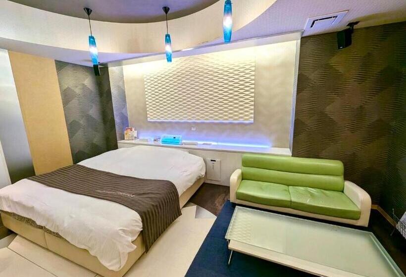 Hotel もしもしピエロ 泉大津新館