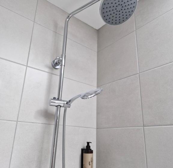 カプセルホテル The Quay Lodge