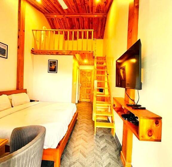 בית מלון כפרי Dwaper Palace Near Mall Road With Parking