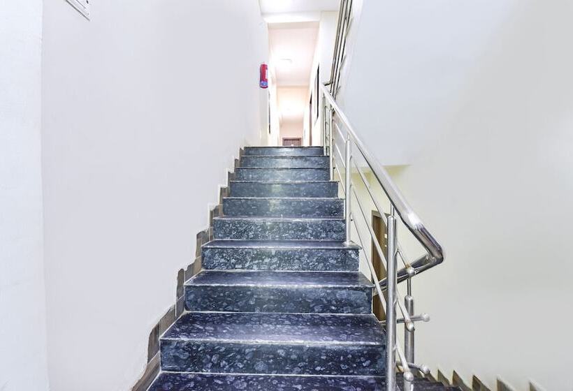 فندق Fabexpress Nishesh Tower