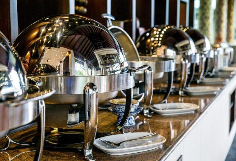 هتل Kiropol Airport