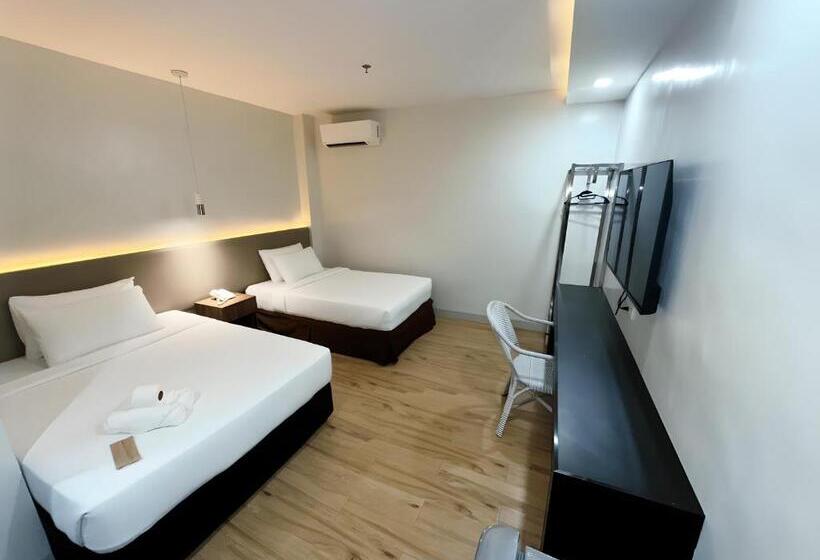 هتل Madison Suites