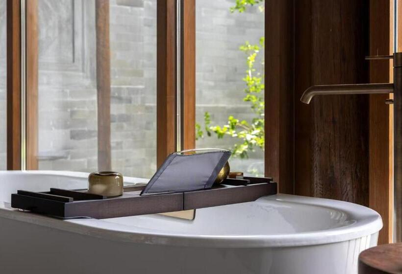 Отель Mandarin Oriental Qianmen, Beijing