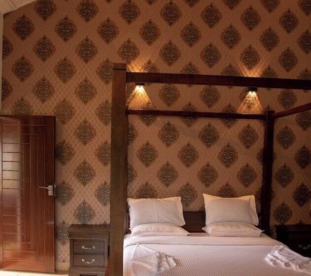 בית מלון כפרי Neervana Resort