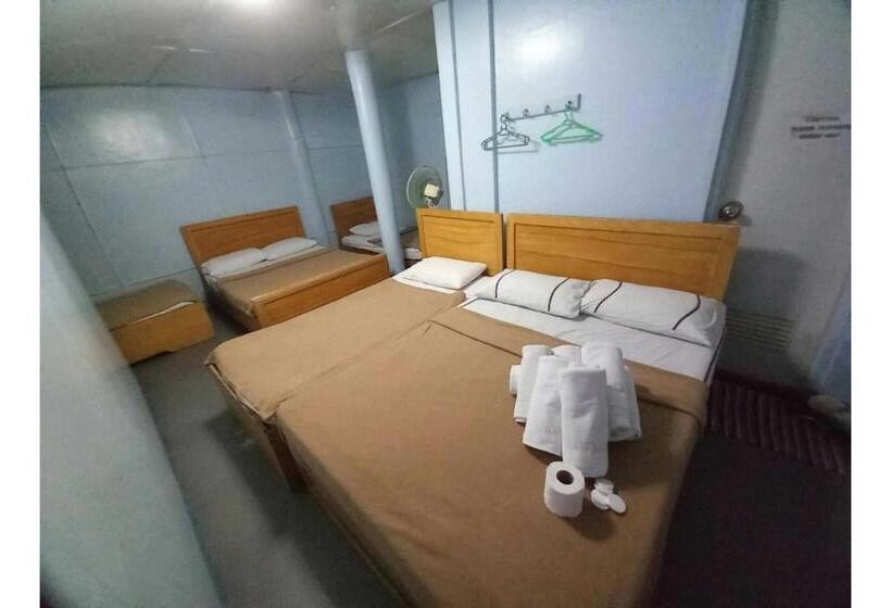 בית מלון כפרי Marian Kisad