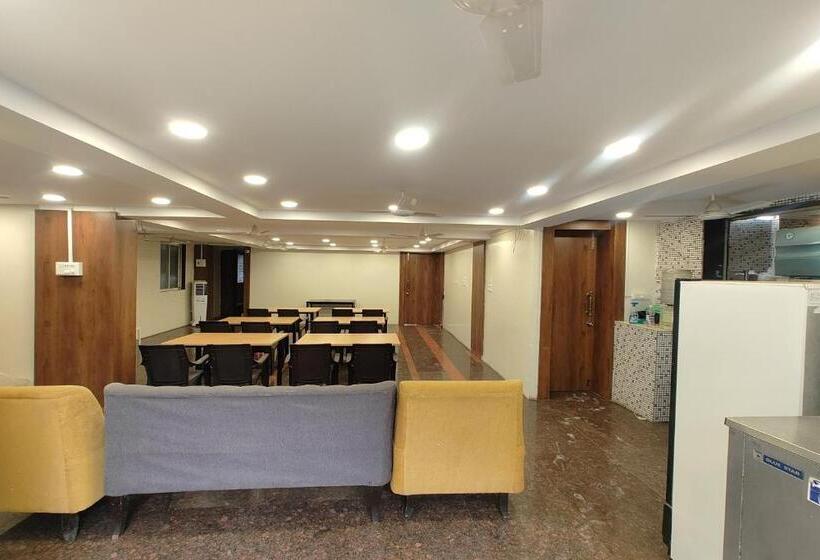 酒店 Sai Inn Executive