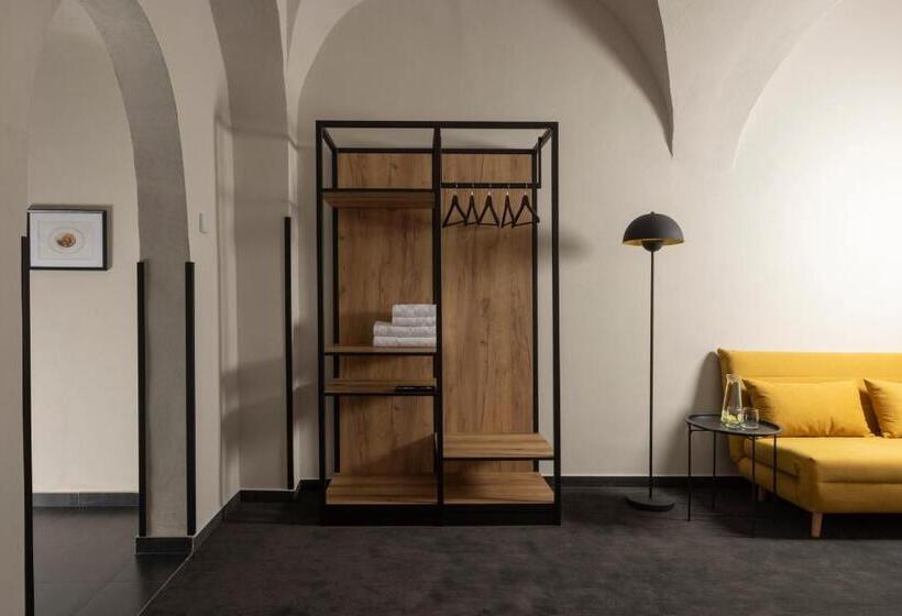 בית מלון כפרי Savorsky