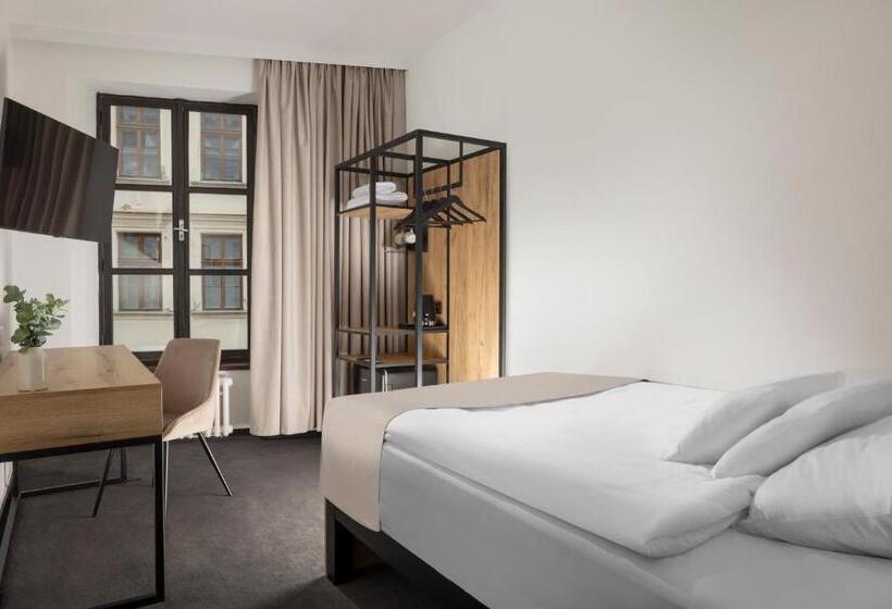 בית מלון כפרי Savorsky