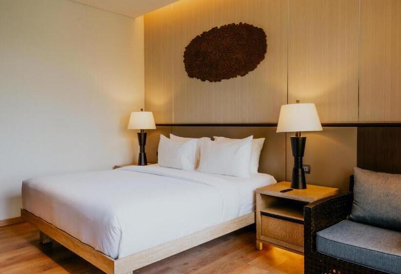 בית מלון כפרי Sunyi Ubud