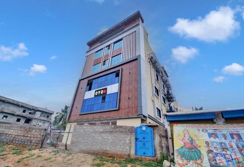 Super Hotel O Chittivalasa Near Bheemili Beach