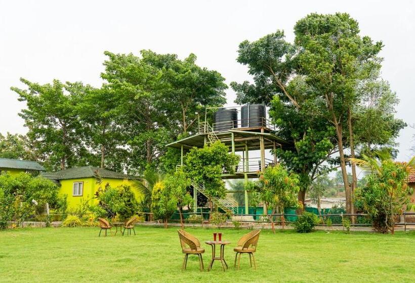 בית מלון כפרי The Riverine Stay By Igatpuri