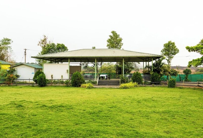בית מלון כפרי The Riverine Stay By Igatpuri