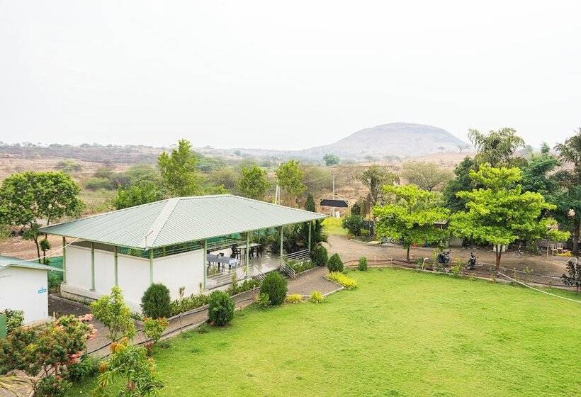 בית מלון כפרי The Riverine Stay By Igatpuri