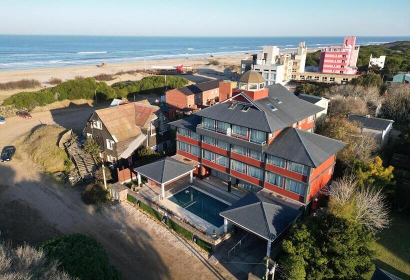 هتل Valeria Del Faro Suite & Spa