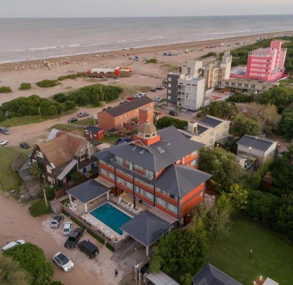 هتل Valeria Del Faro Suite & Spa