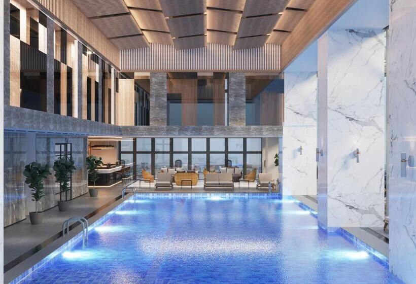 هتل Wyndham Garden Legend Halong