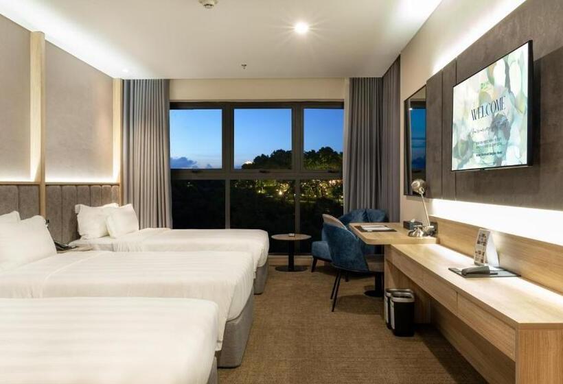 هتل Wyndham Garden Legend Halong