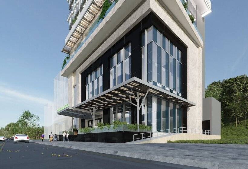 هتل Wyndham Garden Legend Halong