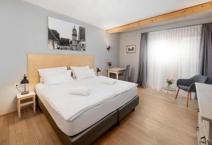 Josis Klause Café Pension