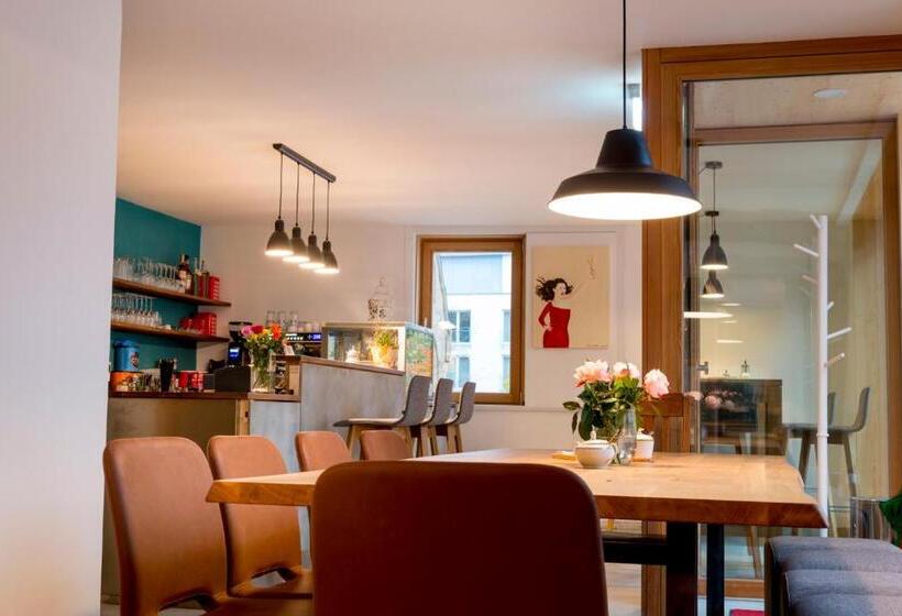 Josis Klause Café Pension