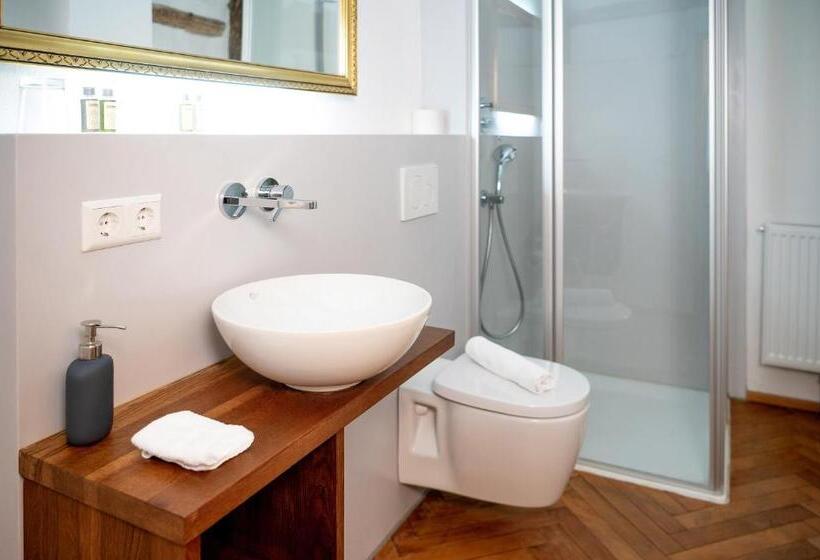 Josis Klause Café Pension