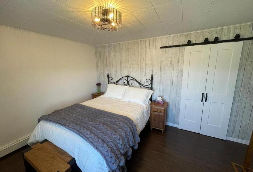 La Maison Rouge Bed & Breakfast La Pocatière