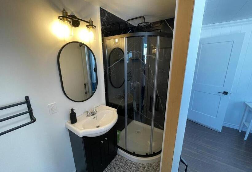 La Maison Rouge Bed & Breakfast La Pocatière