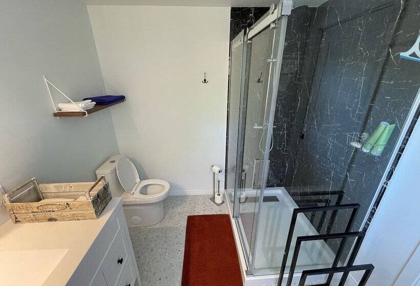 La Maison Rouge Bed & Breakfast La Pocatière