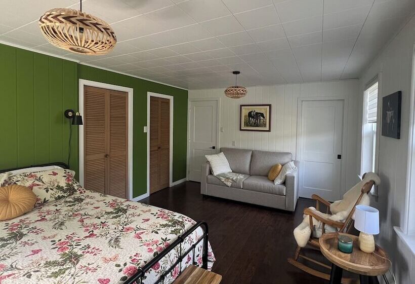 La Maison Rouge Bed & Breakfast La Pocatière