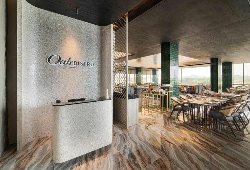 Oakwood Hotel & Apartments Grand Batam