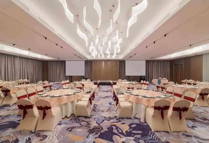 Oakwood Hotel & Apartments Grand Batam