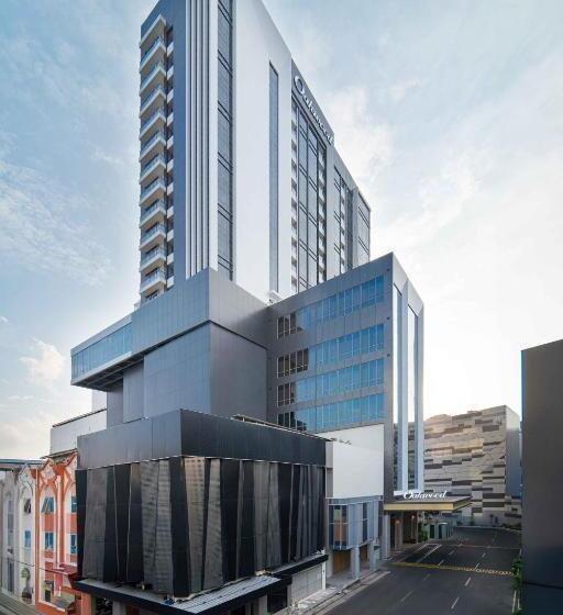 Oakwood Hotel & Apartments Grand Batam