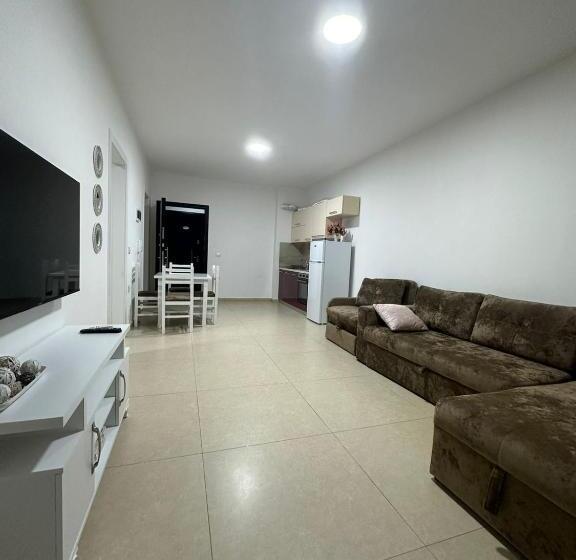 펜션 Apartments In Zaharia Residence