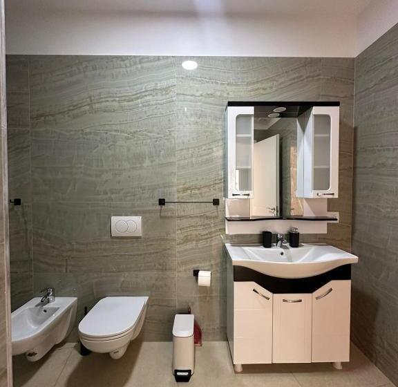 펜션 Apartments In Zaharia Residence