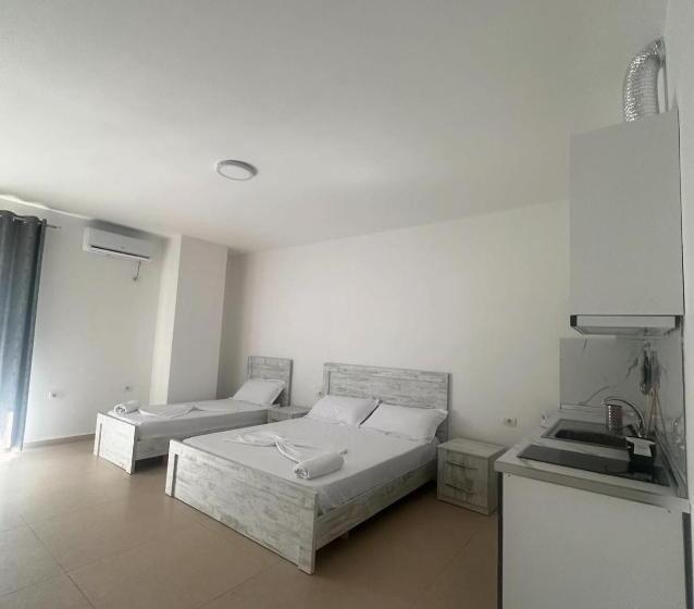 پانسیون Apartments In Zaharia Residence