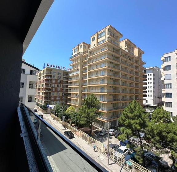 پانسیون Apartments In Zaharia Residence