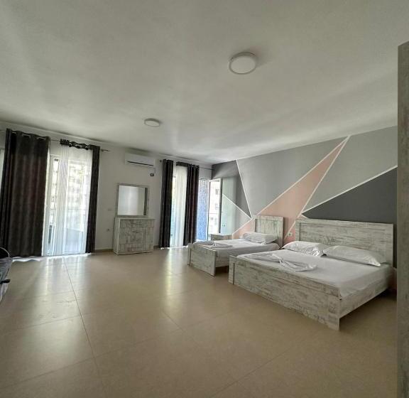پانسیون Apartments In Zaharia Residence