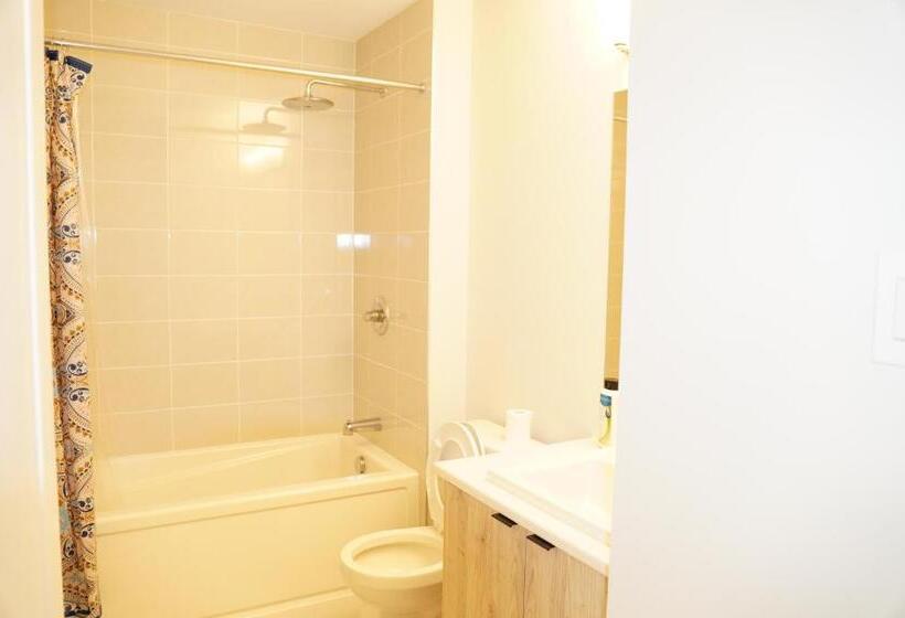 پانسیون Fully Furnished Room In Serene Environment