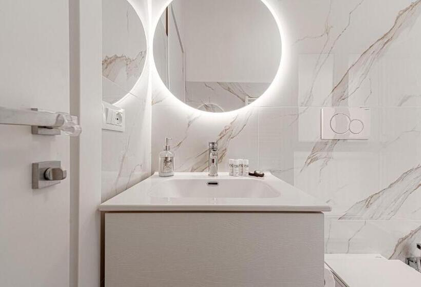 Пансион Global Central Suites