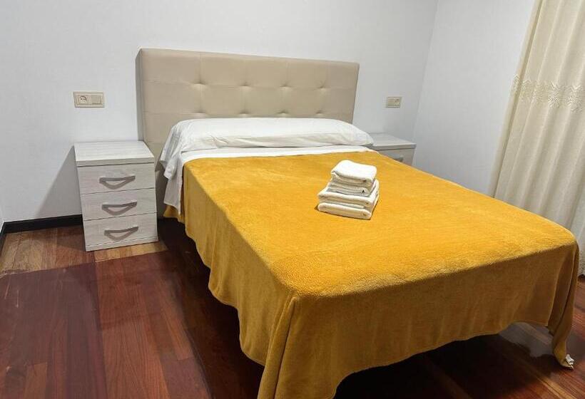 پانسیون Habitaciones Claudio