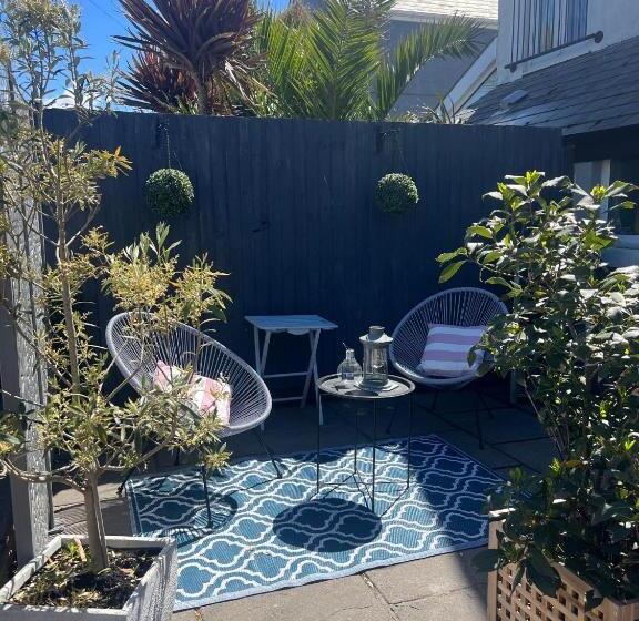 Пансион Ocean Reach