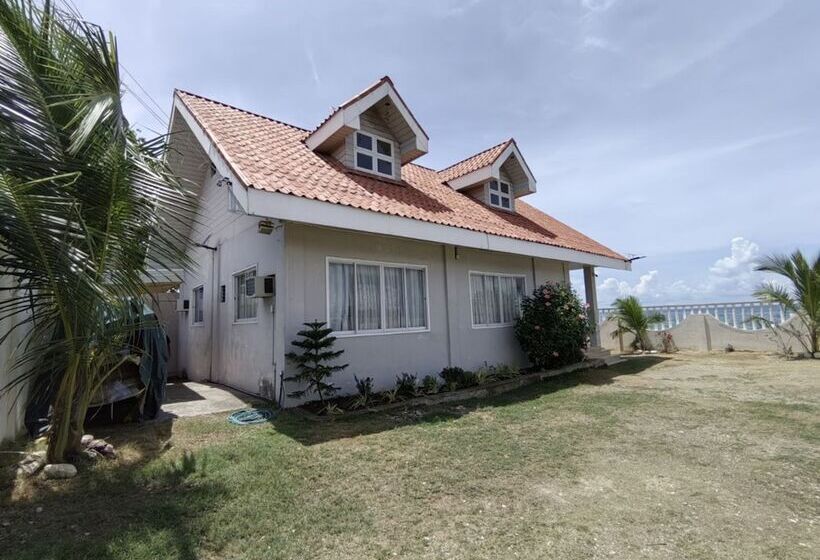 펜션 Sea Breeze Beachfront Villa Cebu