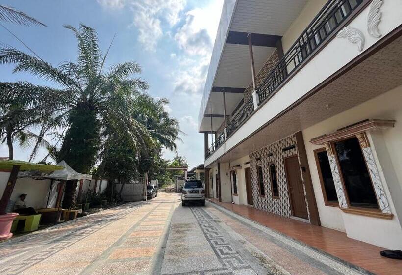 بنسيون Villa Zahira & House 2