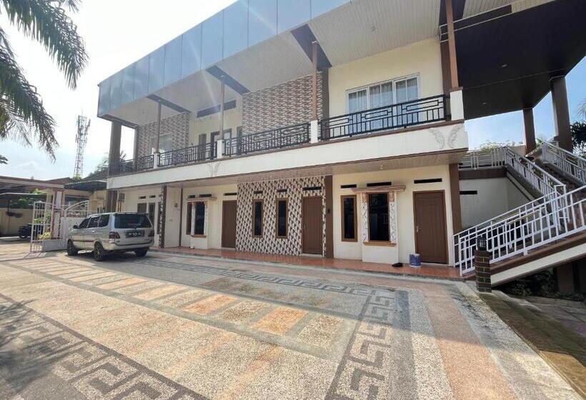 بنسيون Villa Zahira & House 2