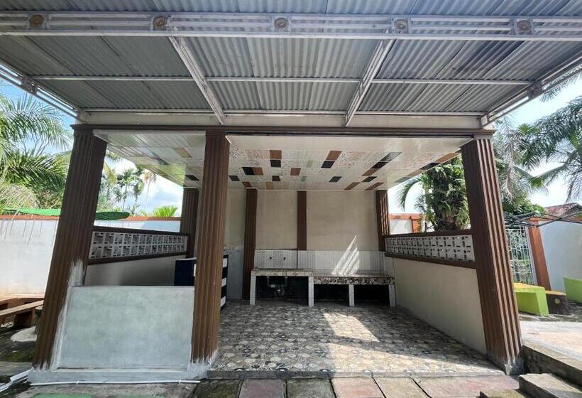 بنسيون Villa Zahira & House 2